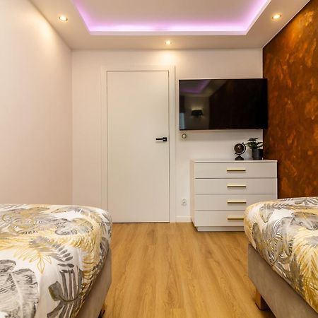 Housecube, Bar , Prywatne Kino, Bilard , Luxus Villa Wroclaw Dış mekan fotoğraf